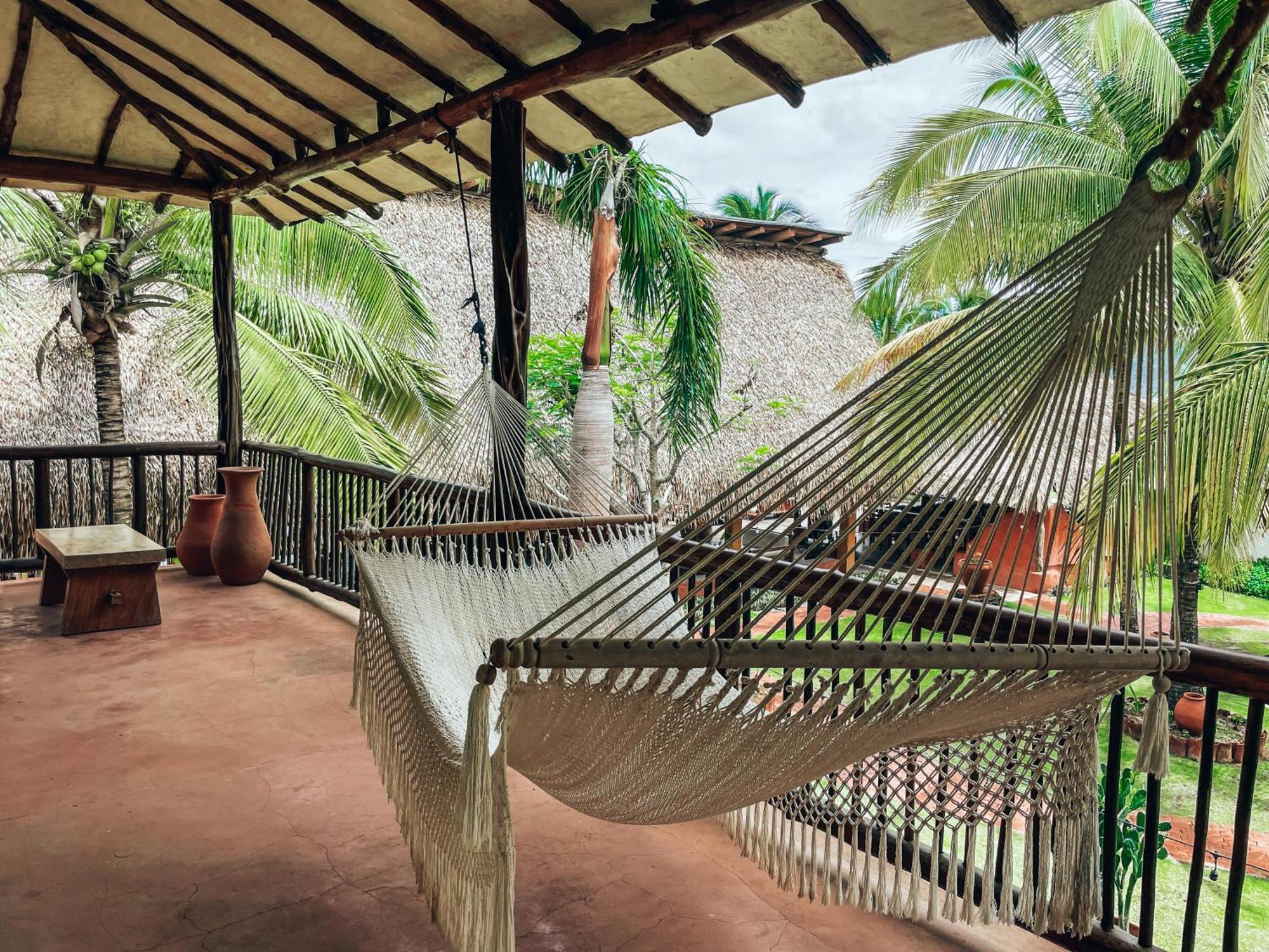 El Sitio De 3*